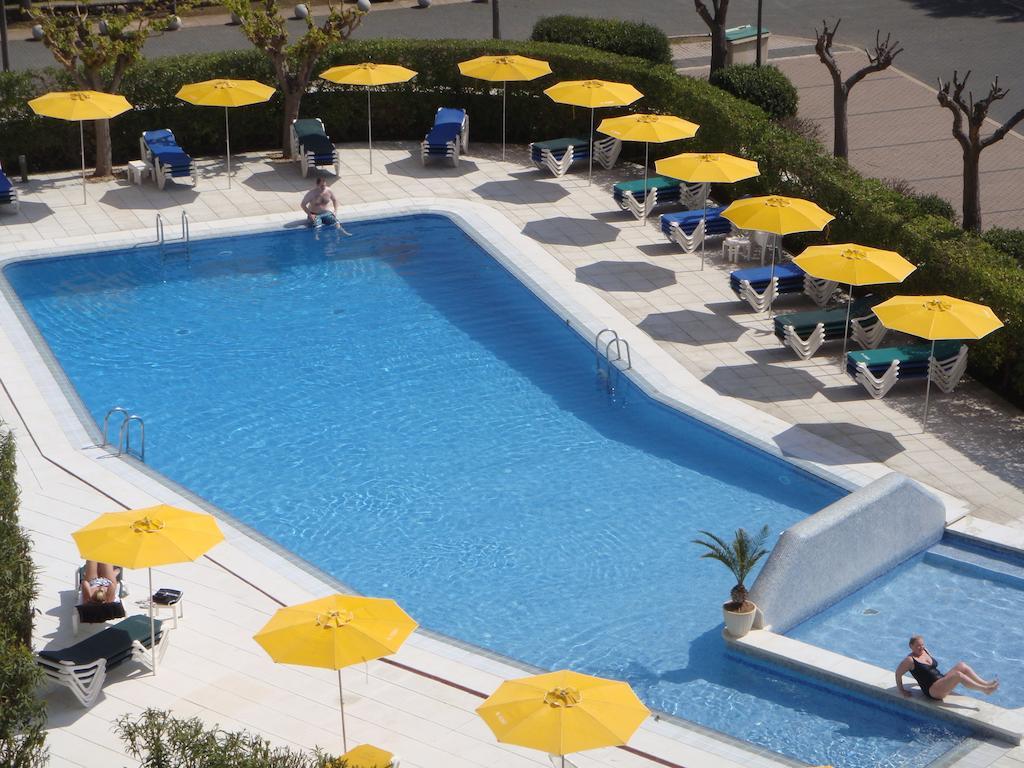 Hamilton Court 3* Santo Tomas