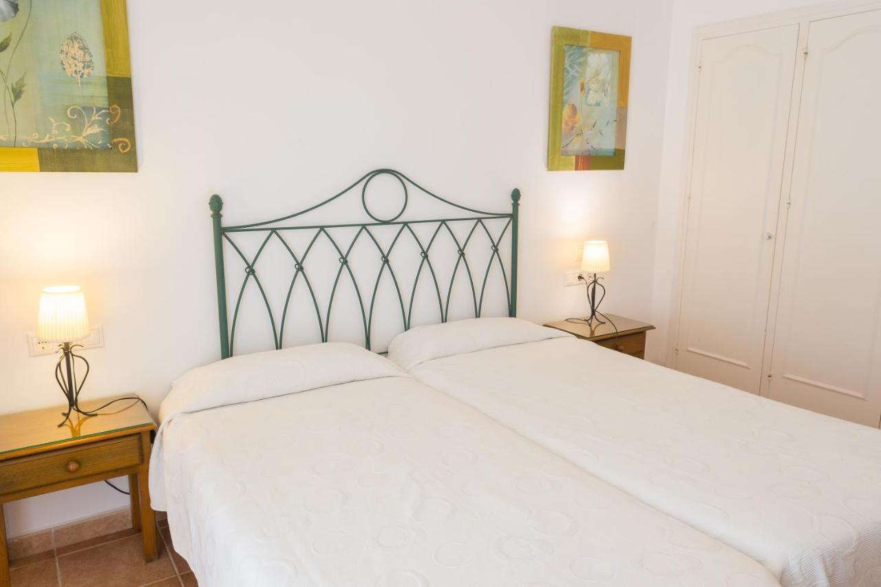 Hamilton Court 3* Santo Tomas