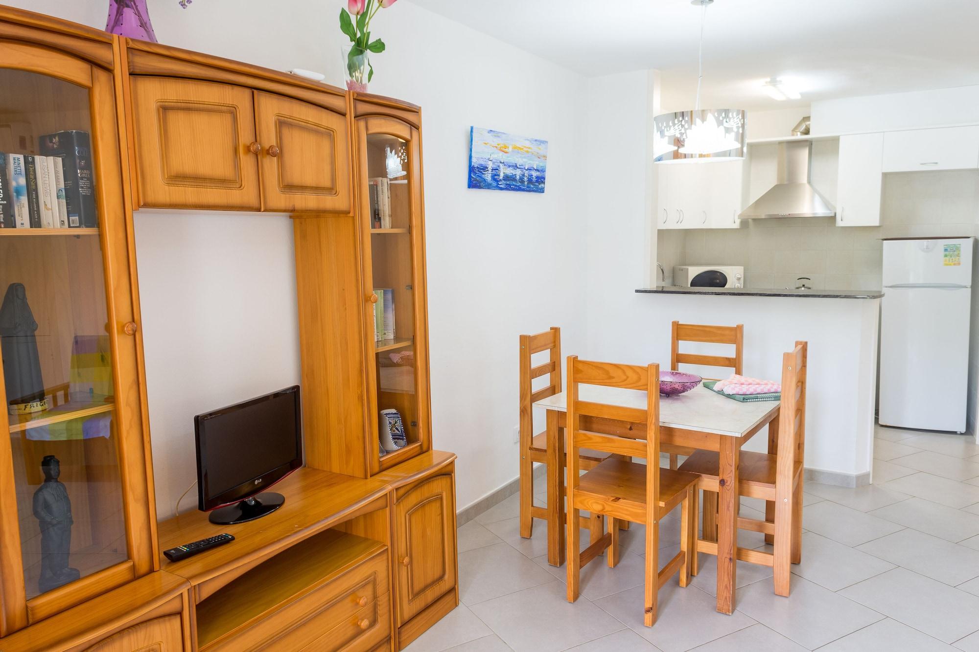 Hamilton Court Aparthotel Santo Tomás